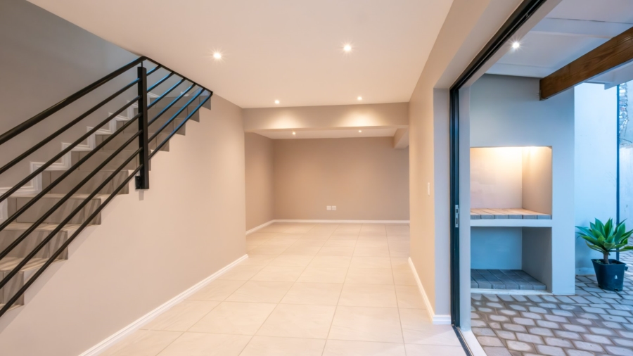 3 Bedroom Property for Sale in Blue Mountain Village Western Cape